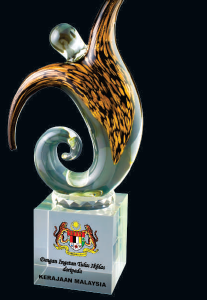 HAND CRAFTED LIULI CRYSTAL ELL 042 - A/B -F023